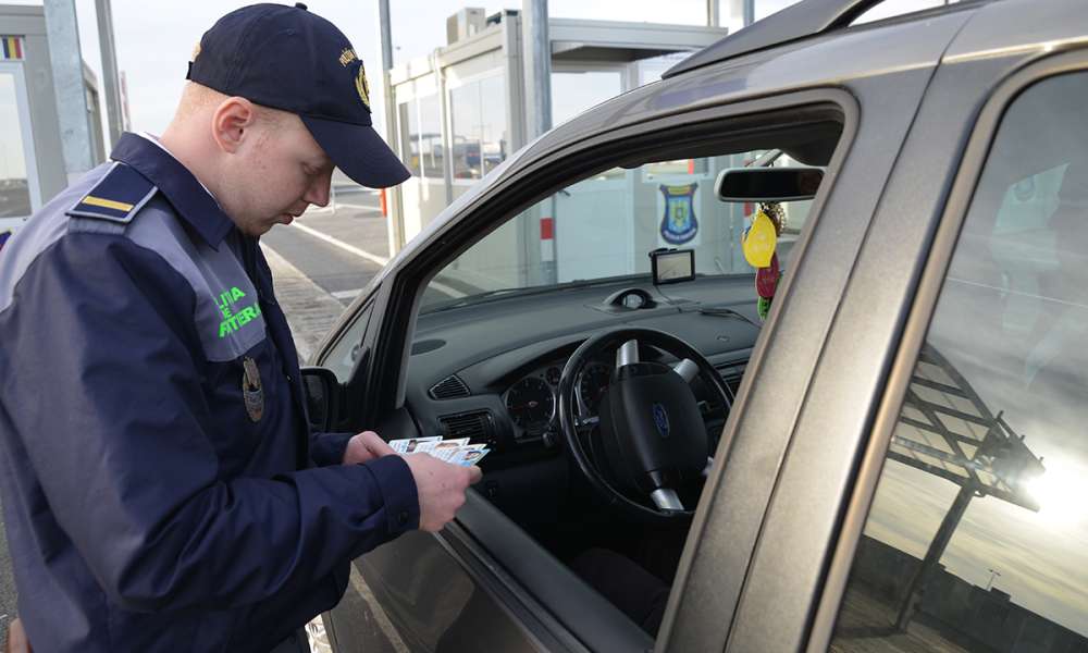 Traficul La Frontier N Data De Mai Politia De Frontiera